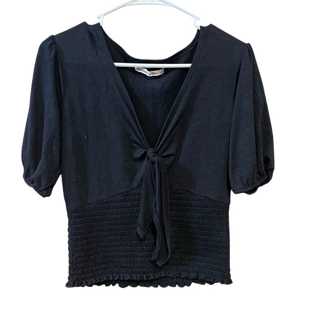 Abercrombie & Fitch Black Tie Front Smocked Waist Puff Sleeve Top Small EUC‎